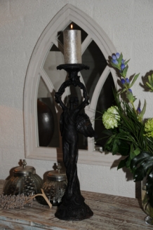 Beautiful heavy black-rust metal angel candlesticks, beautiful.