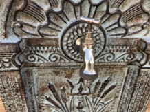 Garden fountain, made of cast iron, green-brown