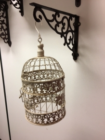 Beautiful shelf rack pendant, cast iron