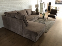 Beautiful hefty new taupe rib fabric corner sofa model