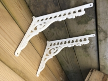 Set of antique sleek shelf supports, cast iron- old-white