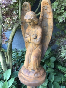 Angel - oxide-resistant, kneeling, full of stone, large statue.