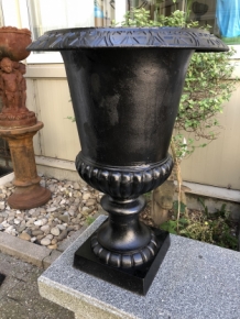 Heavy cast iron planter vase for outdoor use - black