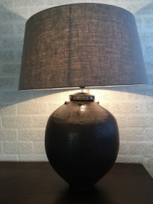 Beautiful lamp on old indonesian rice pitcher, UNIQUE!