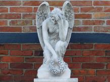 Statue Kneeling Angel with Wreath - 80 cm - Stone