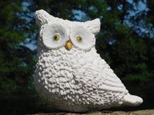 Hand-painted Statue of an Owl | Magnesia | Weatherproof