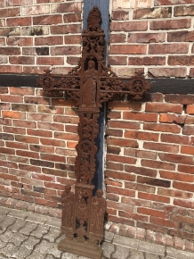 Beautiful unique grave cross, cast iron.