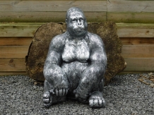 Gorilla XL - silbergrau - komplett aus Polystone