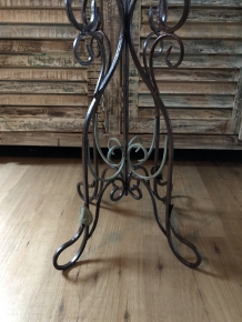Side table wrought iron, unique and beautiful !!