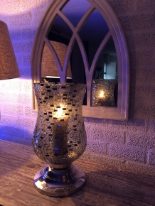 Vase lantern, chimney moz crystal, with mirrored disco effect on nickel base.