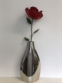 Flat vase nickel, beautiful special design.