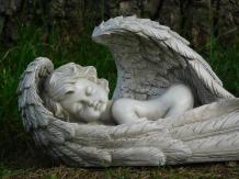 Sleeping Angel in Wings - Beige - Polystone