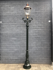 Outdoor lamp, lantern with ceramic fitting and glass, cast aluminium pole, with copper round shade, high 240 cm