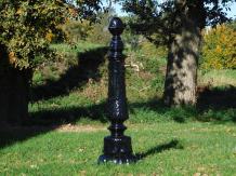 Ornate floor -standing water tap - black - aluminium