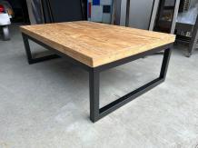 Industrial table - wood - black metal frame