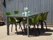 Last: Garden set Toronto - 4 bucket seats and table