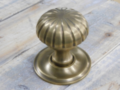 Door knob with rosette brass 70mm, door knob for front door, Solid and noble!!! (Fixed knob.)