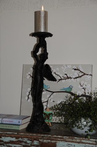 Beautiful heavy black-rust metal angel candlesticks, beautiful.