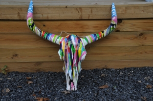 Bulls skull - full colour - polystone