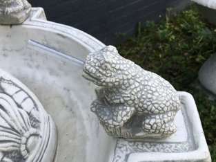 Garden fountain with spitting frogs - full stone