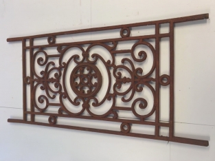 Cast iron fencing balcony grille