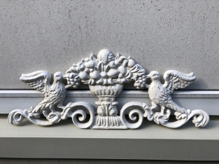 Wall ornament cast iron pigeon, old white-rust.