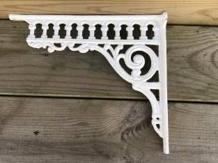 Set of antique sleek shelf supports, cast iron- old-white