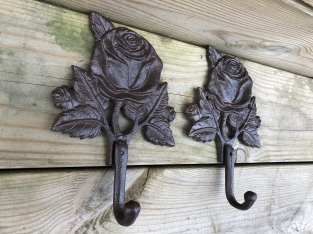 Set of coat hooks with a rose, coat rack in cast iron, antique, brown