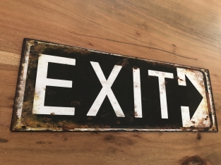 Mooi metalen sign- wand-bord met : EXIT.