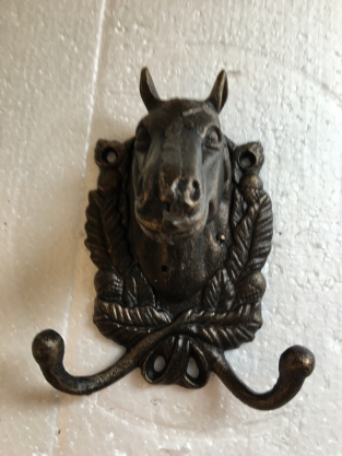 Cast iron-bronze colored horse head with double coat hook, beautiful!!