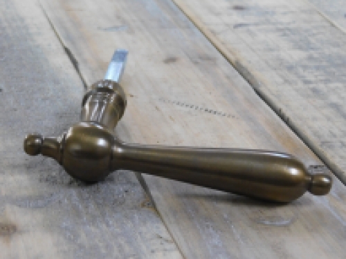 1 Door handle, brass patina, door handle