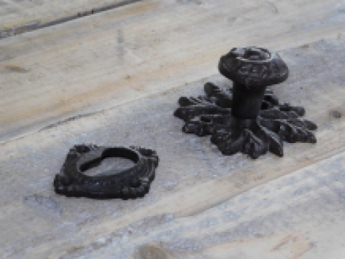 Fixed doorknob with lock rosette - cast iron - dark brown 