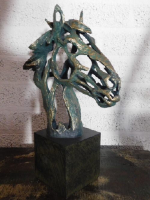 Abstract statue Horse head - Polystone 