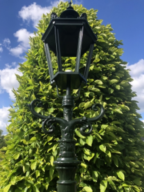 Outdoor lamp, lantern Amsterdam with ceramic fitting and glass, cast aluminum, 320 cm.