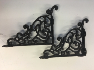 Pair of shelf supports, bracket, small, cast iron