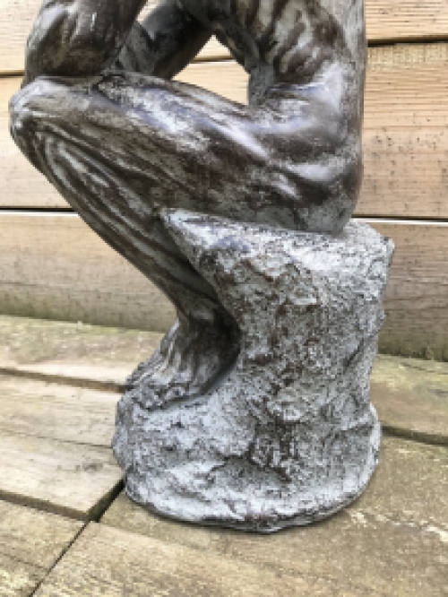 Schöne Statue des Denkers ''THE THINKER'', Statue aus Polystone