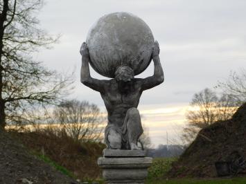 Einmalig: Statue Atlas auf Sockel - 135 cm - Stein