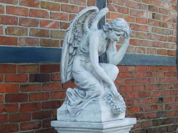 Statue Kneeling Angel with Wreath - 80 cm - Stone