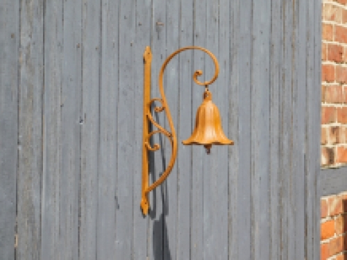 Doorbell - cast iron in rust colour - retro design