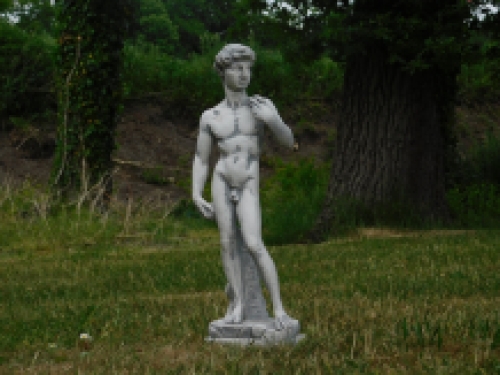 Steinskulptur der biblischen Figur David