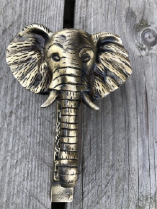 Door knocker elephant - patinated brass