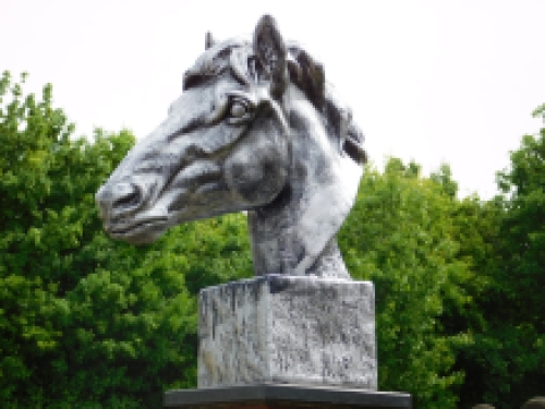 Large horse head - silver grey - polystone