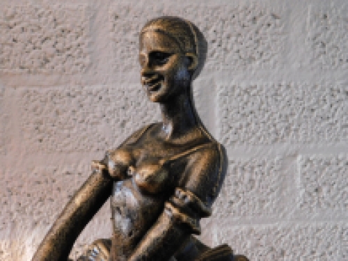 Statue of a ballerina, cast iron, bronze look, home decoration