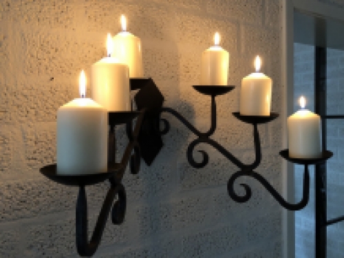 Beautiful wrought iron wall sconce 6 dishes, very beautiful!!