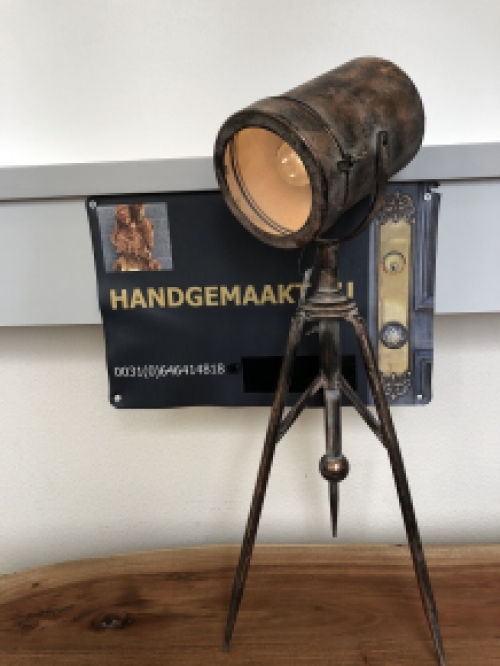 Filmlamp small, metaal koper-zwart op 3 poot, fraai!!