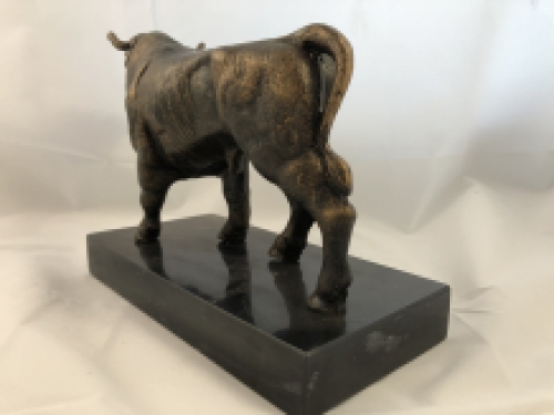 Sculptuur metalen bronskleurige grote stier, prachtig!!