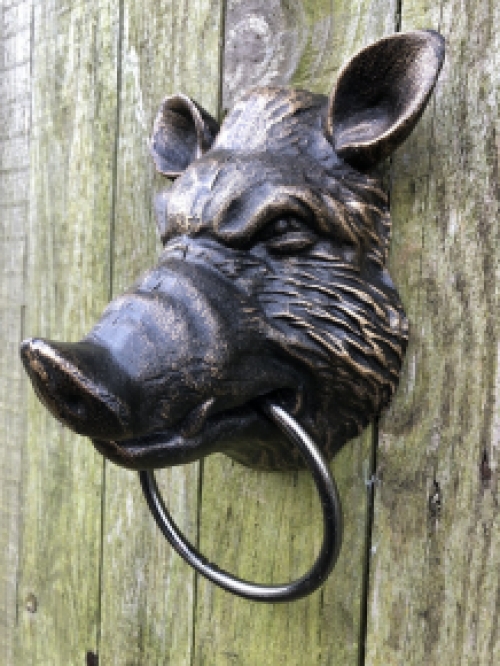 Wild boar iron in bronze look, with towel ring