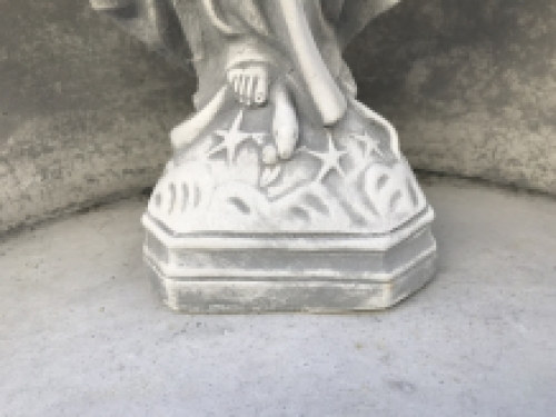 Statue of Mary in a chapel, to pray, Lady Chapel