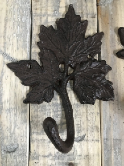 Coat hook in set, cast iron coat rack in antique brown as (2x) oak and maple