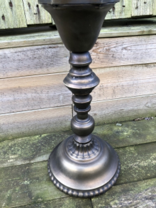 Beautiful ornate storm lantern, metal, brass, bronze look with glass, very beautiful!!